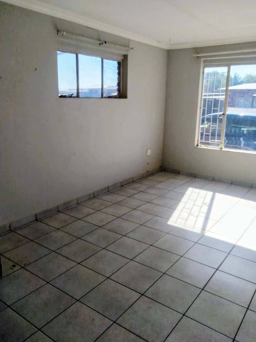 To Let 1 Bedroom Property for Rent in Elandsvlei Gauteng
