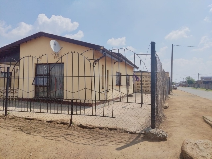 3 Bedroom Property for Sale in Tsakane Gauteng
