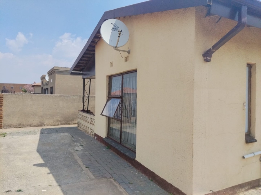 3 Bedroom Property for Sale in Tsakane Gauteng