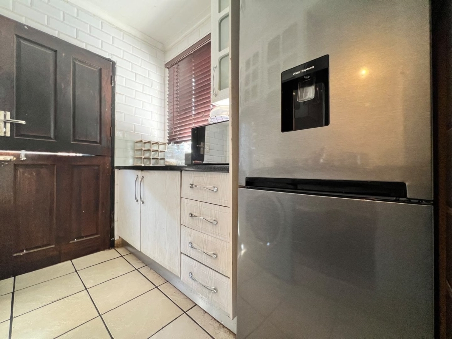 3 Bedroom Property for Sale in Lotus Gardens Gauteng