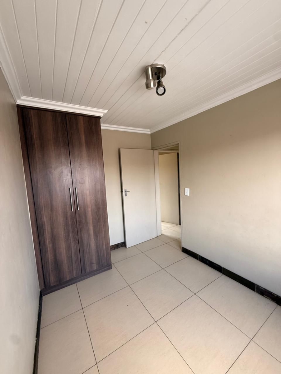 2 Bedroom Property for Sale in Pretoria West Gauteng