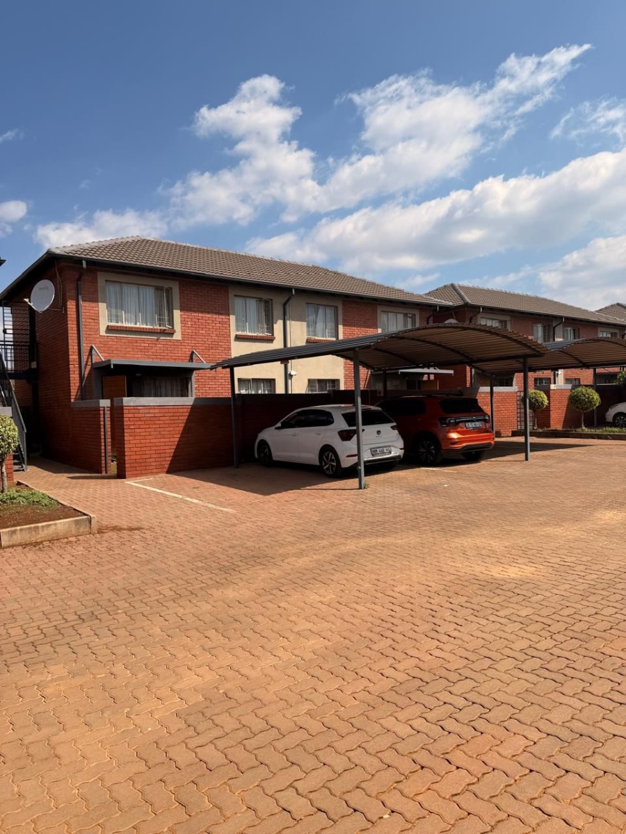 2 Bedroom Property for Sale in Pretoria West Gauteng