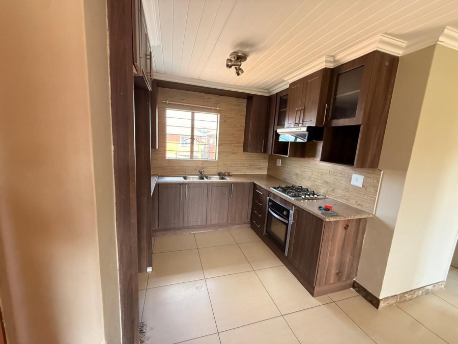 2 Bedroom Property for Sale in Pretoria West Gauteng