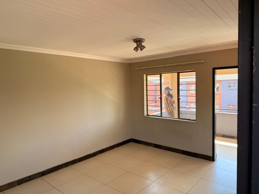 2 Bedroom Property for Sale in Pretoria West Gauteng
