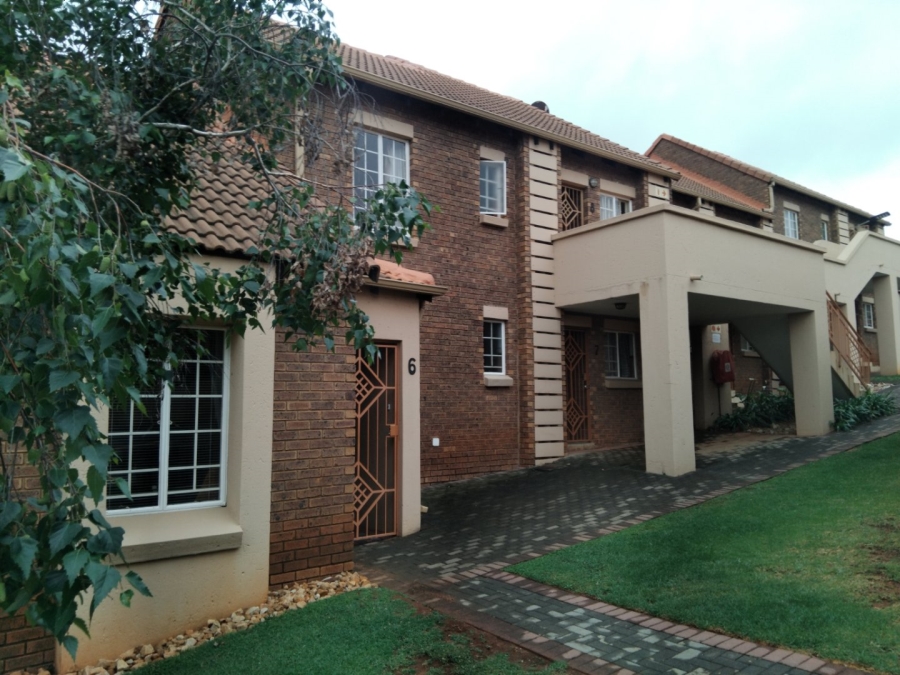 To Let 2 Bedroom Property for Rent in Mooikloof Ridge Gauteng
