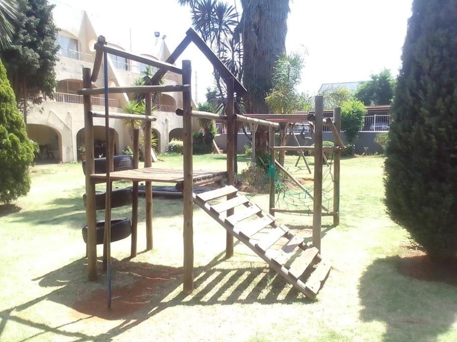 2 Bedroom Property for Sale in Florida Gauteng
