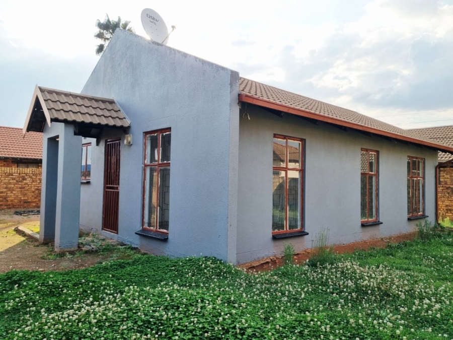3 Bedroom Property for Sale in Spruit View Gauteng
