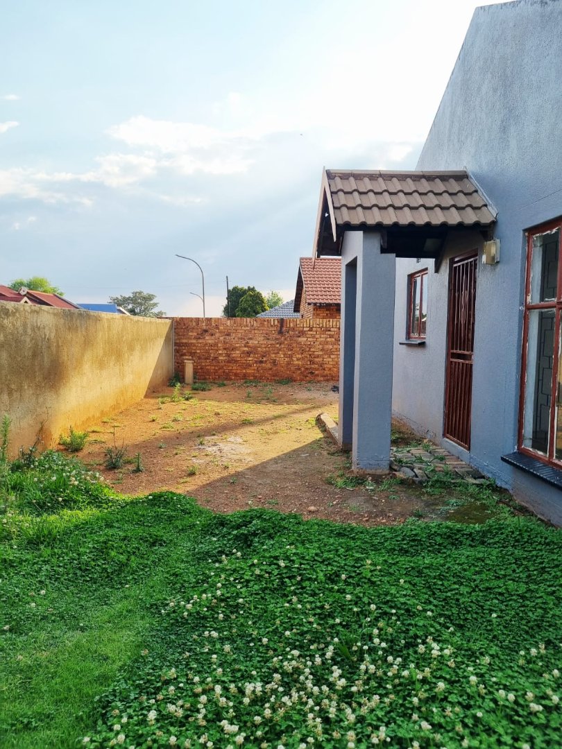3 Bedroom Property for Sale in Spruit View Gauteng