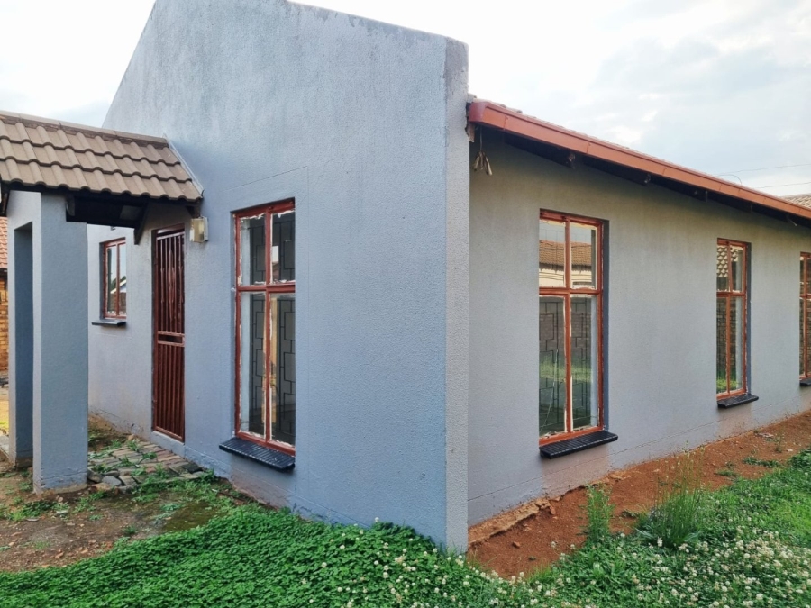 3 Bedroom Property for Sale in Spruit View Gauteng