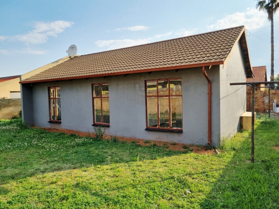 3 Bedroom Property for Sale in Spruit View Gauteng