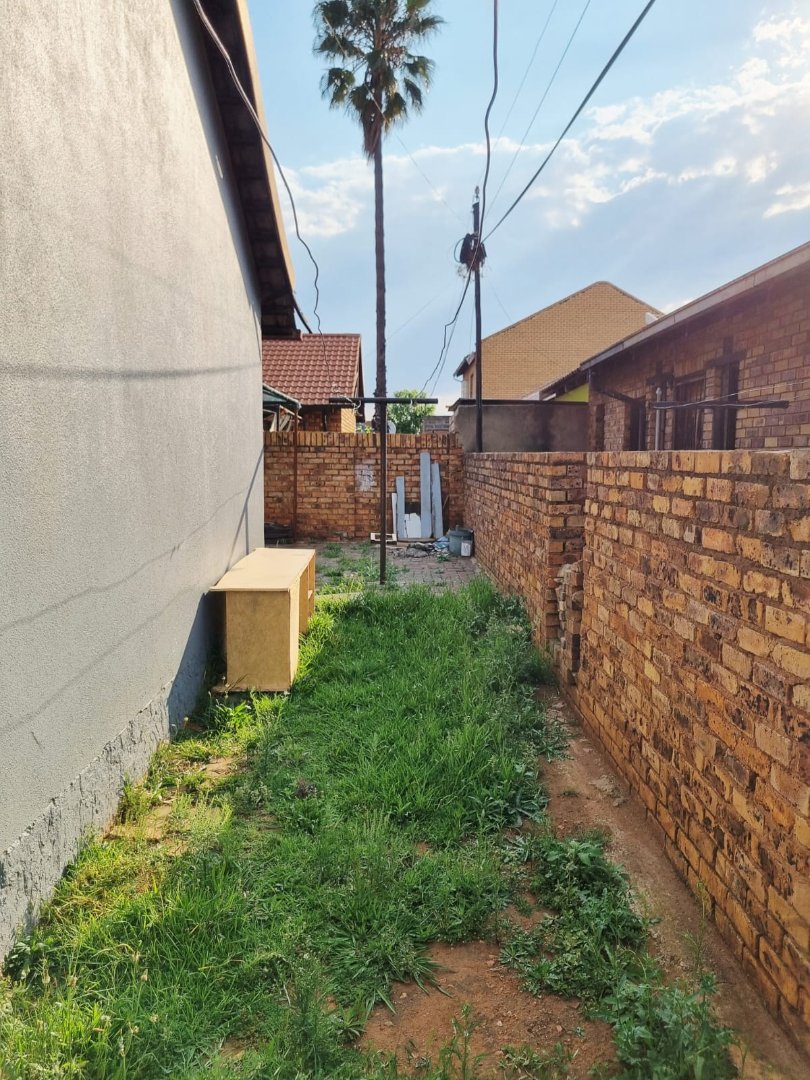 3 Bedroom Property for Sale in Spruit View Gauteng