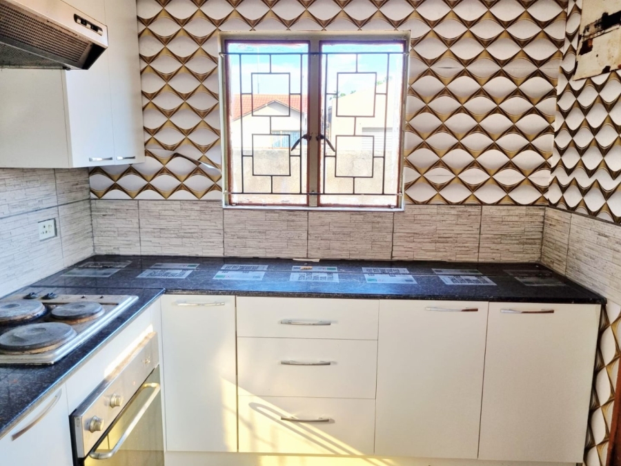 3 Bedroom Property for Sale in Spruit View Gauteng