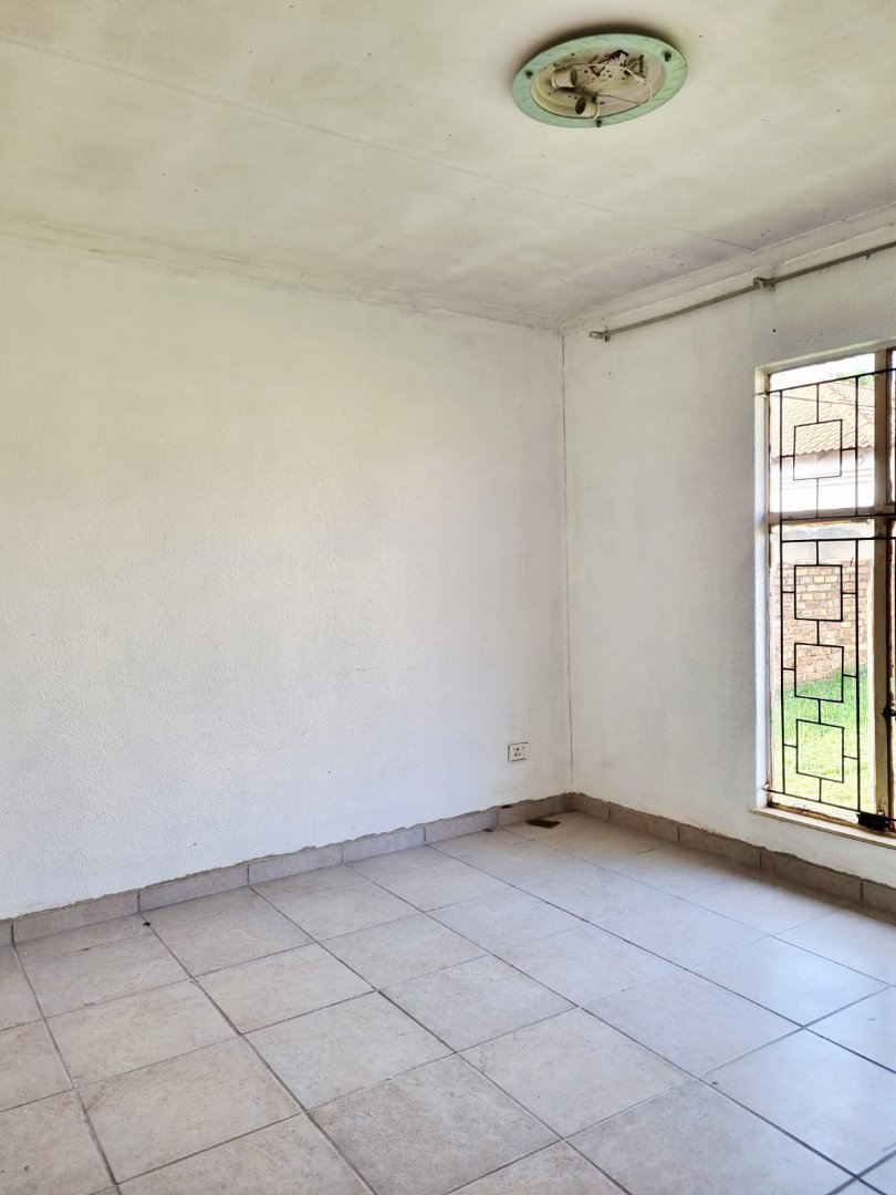 3 Bedroom Property for Sale in Spruit View Gauteng