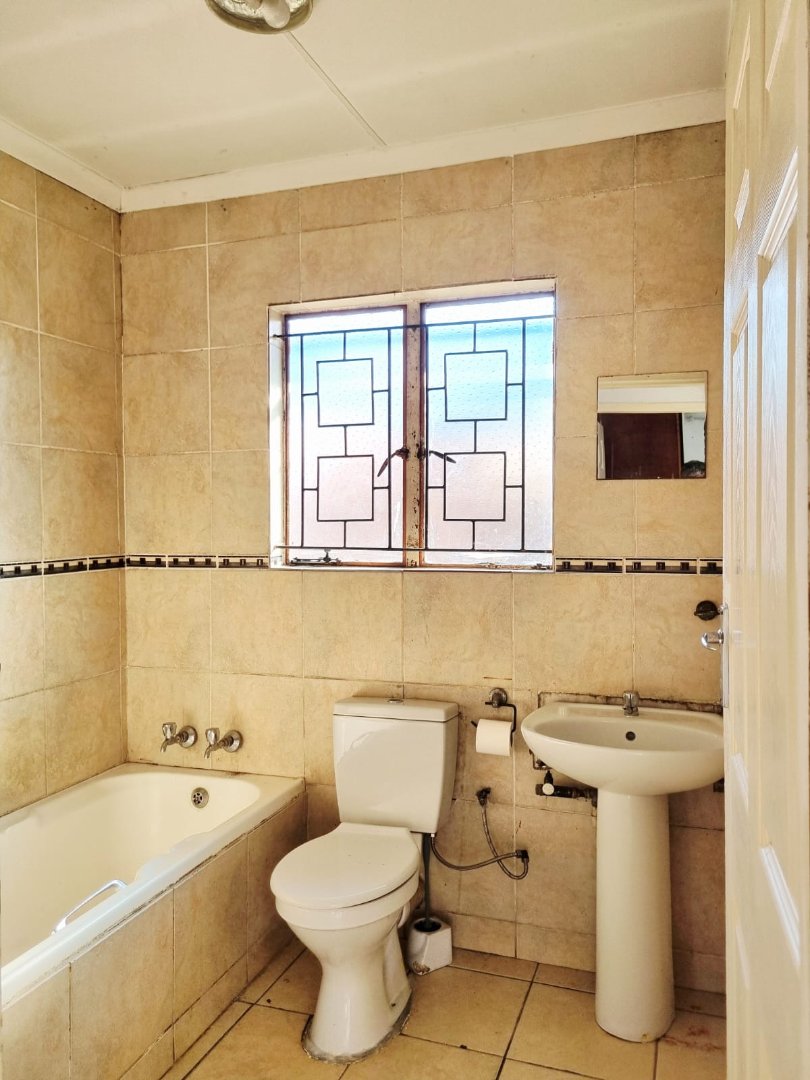 3 Bedroom Property for Sale in Spruit View Gauteng