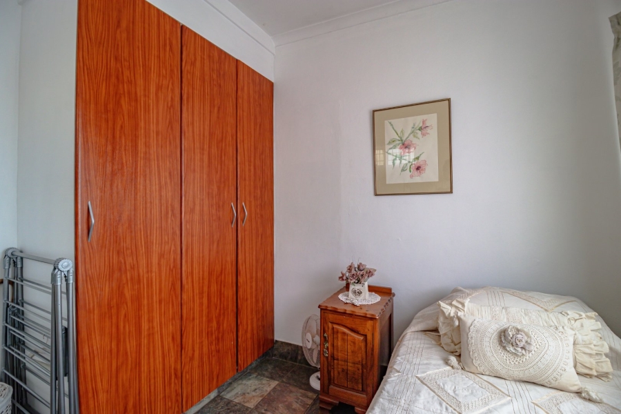6 Bedroom Property for Sale in Theresa Park Gauteng