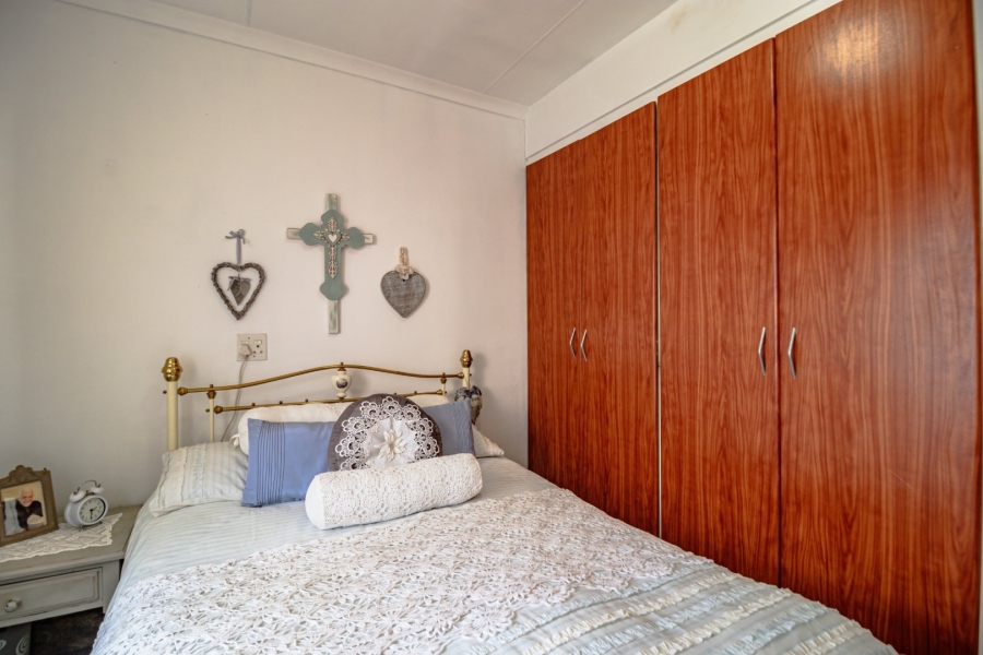 6 Bedroom Property for Sale in Theresa Park Gauteng