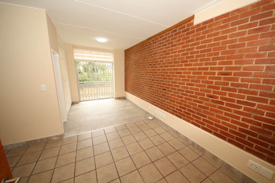 To Let 1 Bedroom Property for Rent in Upper Houghton Gauteng