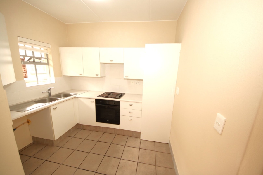 To Let 1 Bedroom Property for Rent in Upper Houghton Gauteng