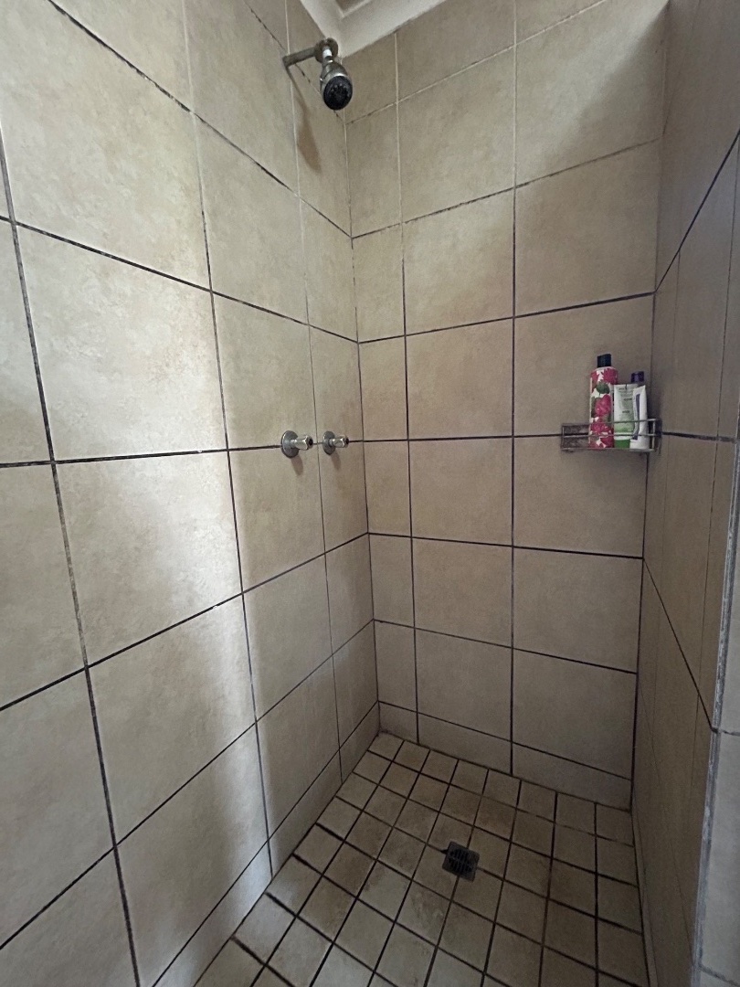  Bedroom Property for Sale in Heuweloord Gauteng