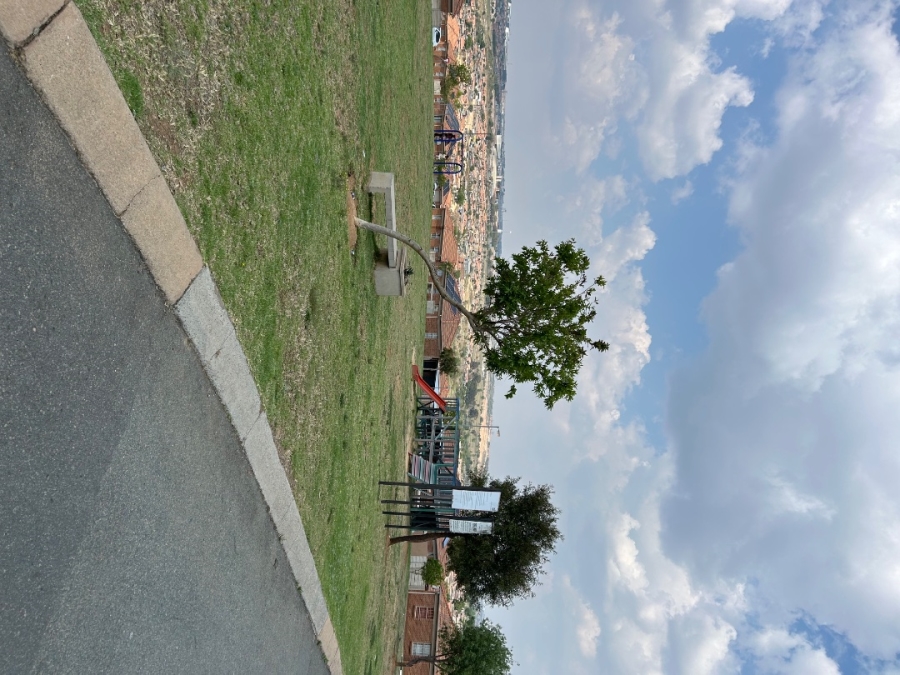  Bedroom Property for Sale in Heuweloord Gauteng