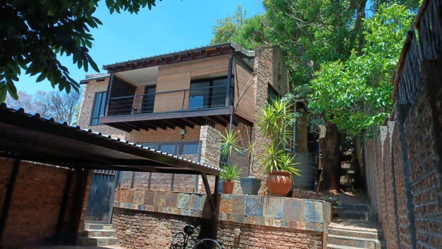 7 Bedroom Property for Sale in Westdene Gauteng