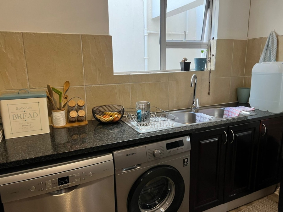 To Let 3 Bedroom Property for Rent in Greenstone Hill Gauteng