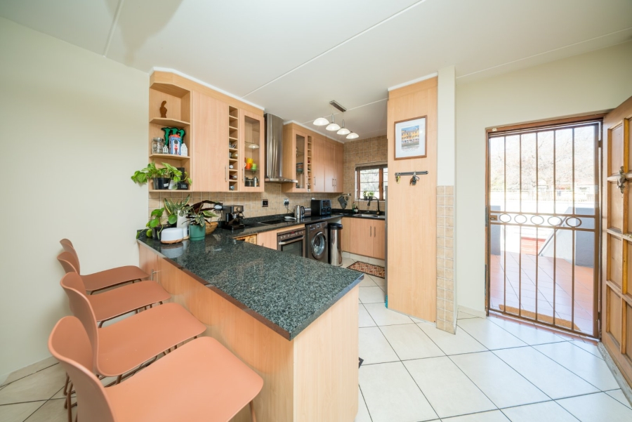 To Let 3 Bedroom Property for Rent in Bedfordview Gauteng