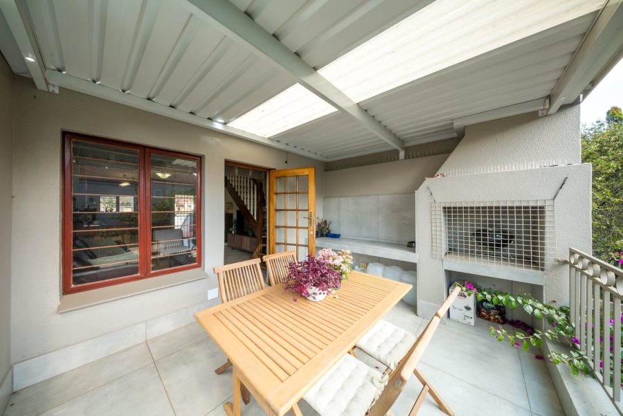 To Let 3 Bedroom Property for Rent in Bedfordview Gauteng