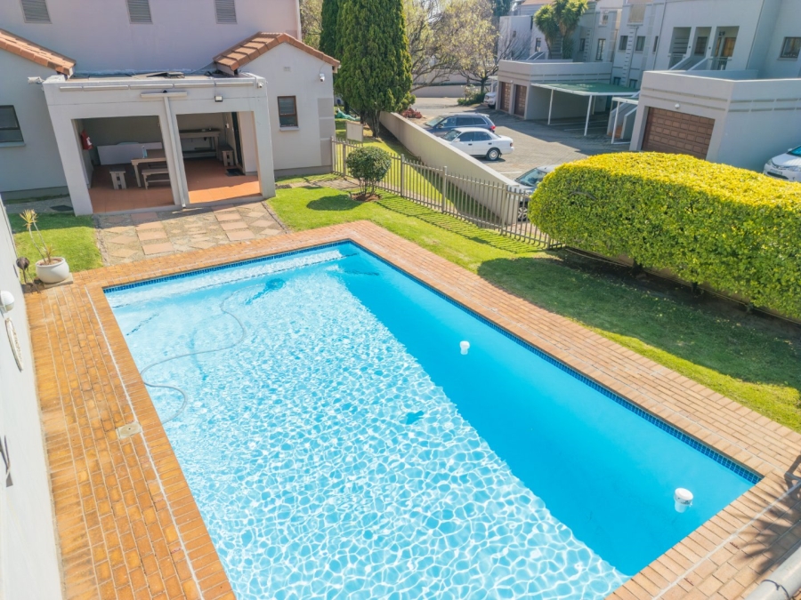 To Let 3 Bedroom Property for Rent in Bedfordview Gauteng