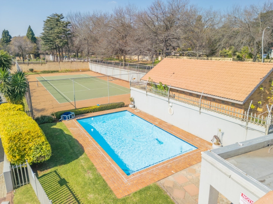 To Let 3 Bedroom Property for Rent in Bedfordview Gauteng