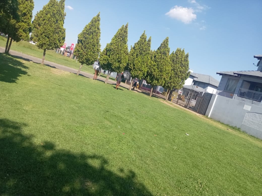 3 Bedroom Property for Sale in Crystal Park Gauteng