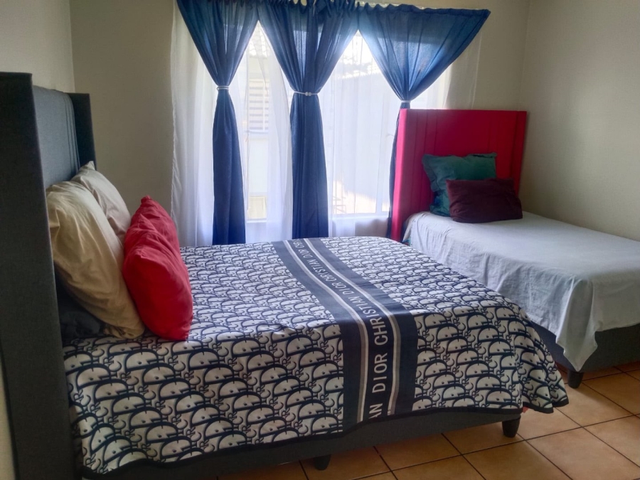 3 Bedroom Property for Sale in Crystal Park Gauteng