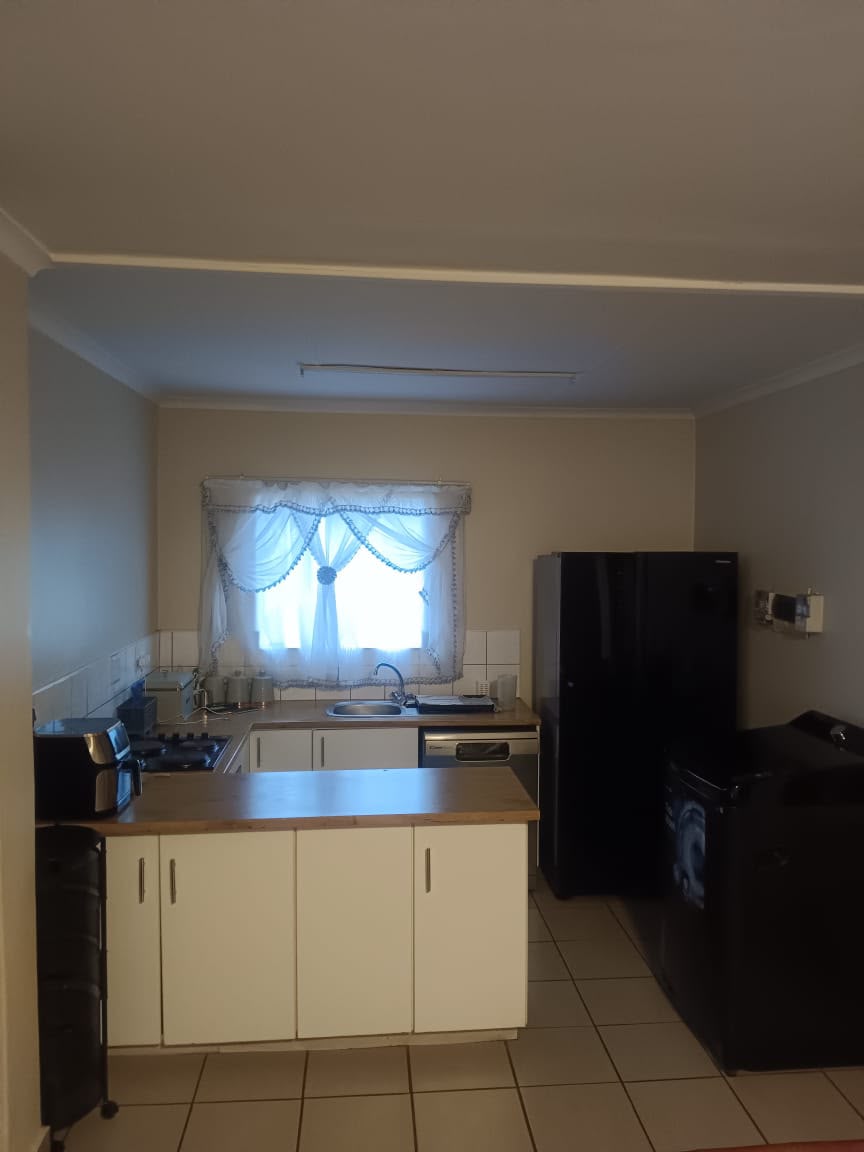 3 Bedroom Property for Sale in Crystal Park Gauteng