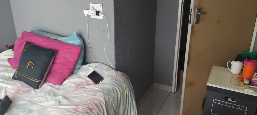 3 Bedroom Property for Sale in Ililiba Gauteng