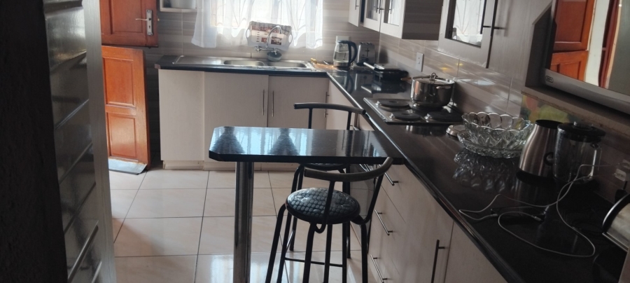 3 Bedroom Property for Sale in Ililiba Gauteng