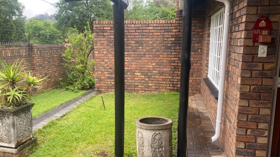  Bedroom Property for Sale in Rietfontein Gauteng