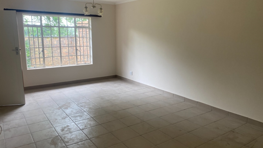  Bedroom Property for Sale in Rietfontein Gauteng