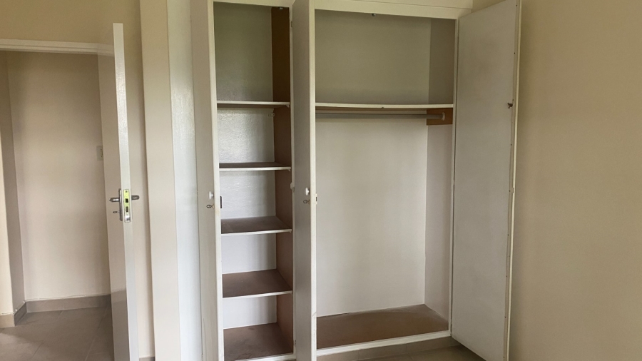  Bedroom Property for Sale in Rietfontein Gauteng