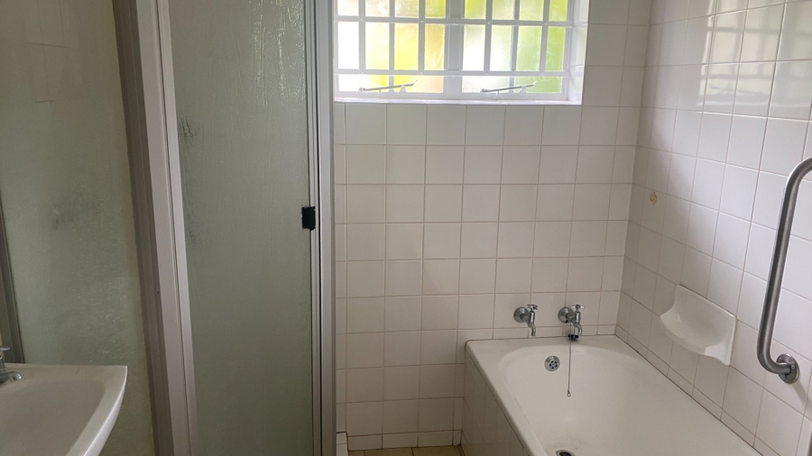  Bedroom Property for Sale in Rietfontein Gauteng