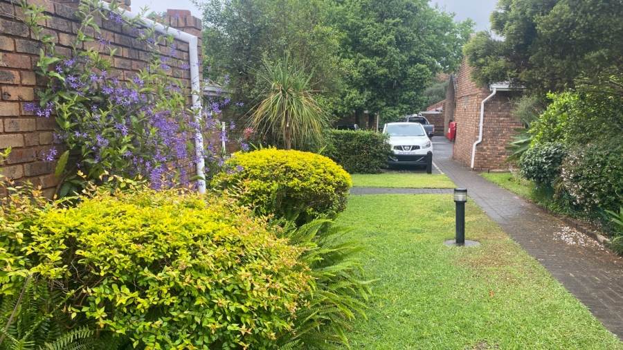  Bedroom Property for Sale in Rietfontein Gauteng