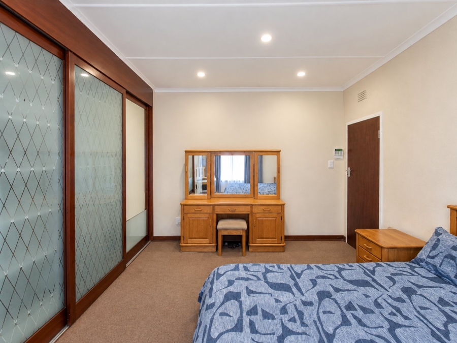 3 Bedroom Property for Sale in Dawnview Gauteng