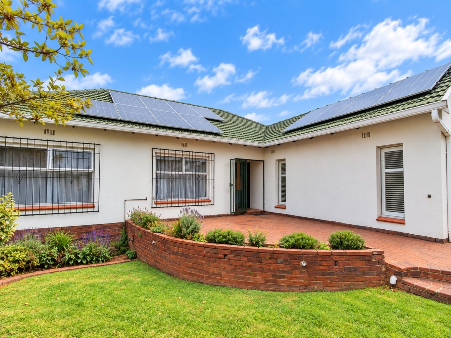 3 Bedroom Property for Sale in Dawnview Gauteng