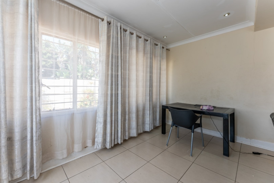 3 Bedroom Property for Sale in Sydenham Gauteng
