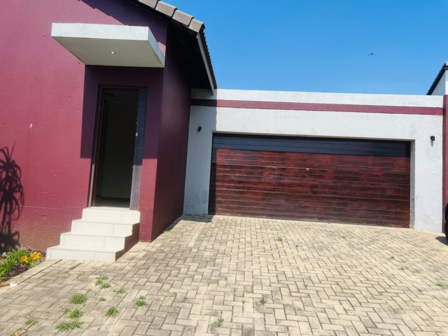 3 Bedroom Property for Sale in Greenstone Hill Gauteng