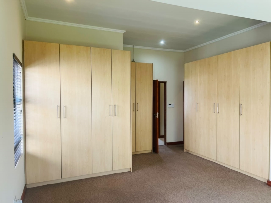 3 Bedroom Property for Sale in Greenstone Hill Gauteng
