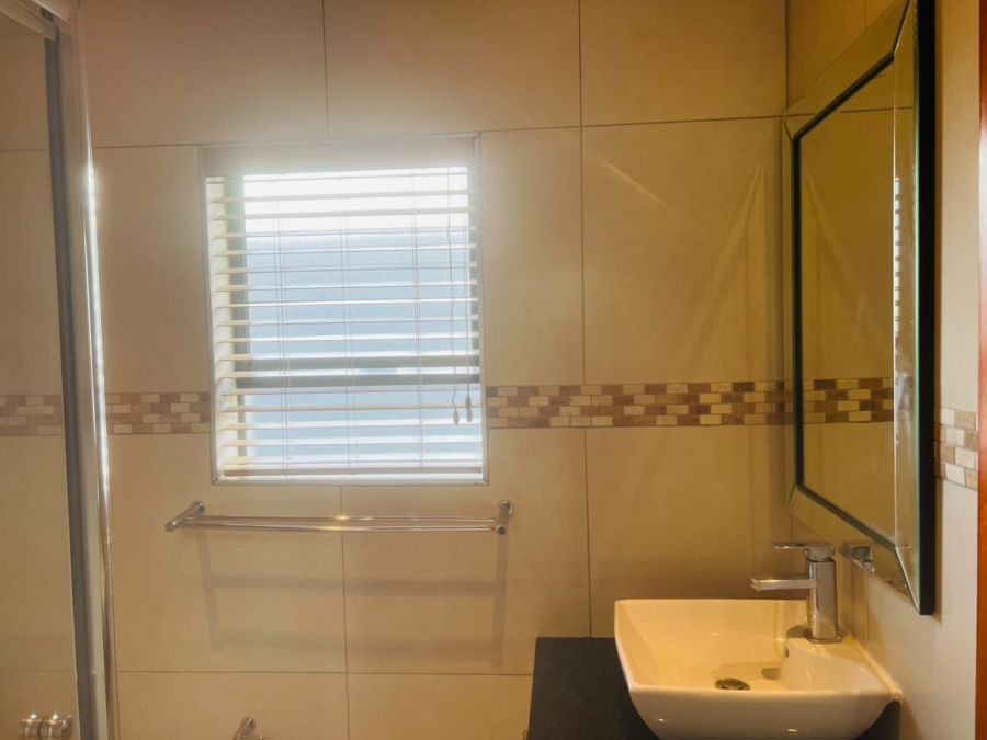 3 Bedroom Property for Sale in Greenstone Hill Gauteng