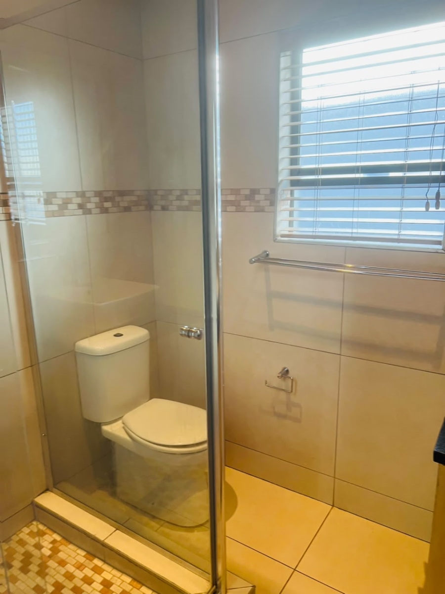 3 Bedroom Property for Sale in Greenstone Hill Gauteng
