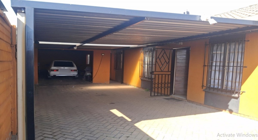 3 Bedroom Property for Sale in Sky City Gauteng