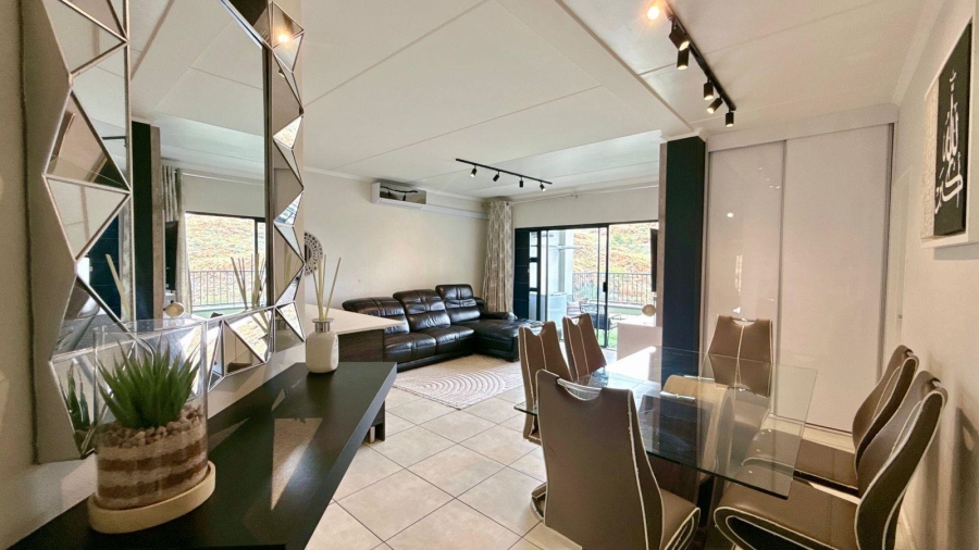 2 Bedroom Property for Sale in Oakdene Gauteng