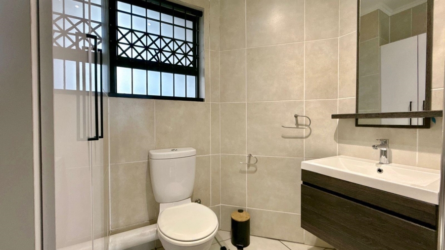2 Bedroom Property for Sale in Oakdene Gauteng
